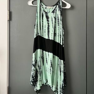 Vestique tie-dye top